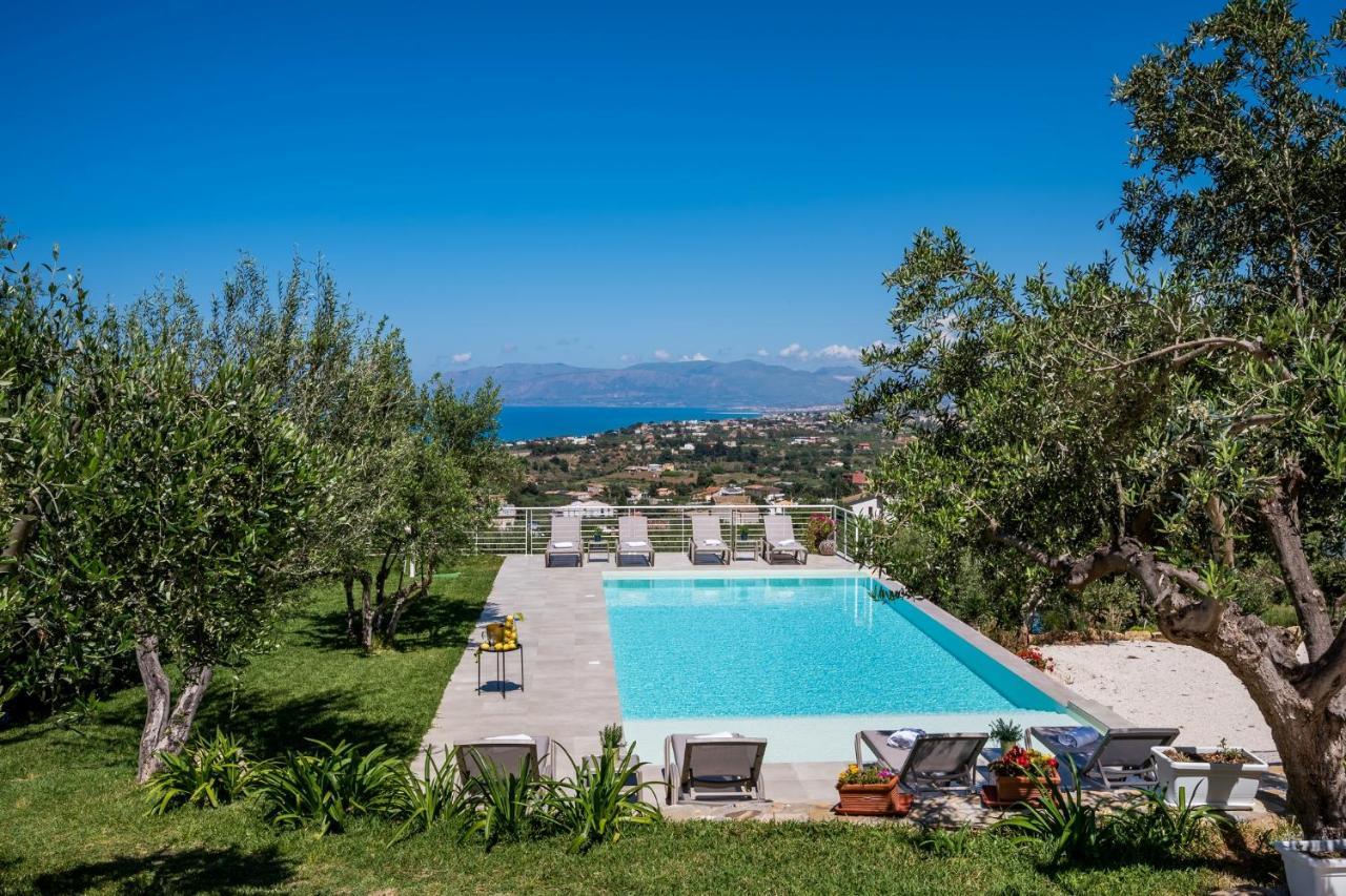 Villa Maria Con Piscina E Vista Mare Castellammare del Golfo Buitenkant foto